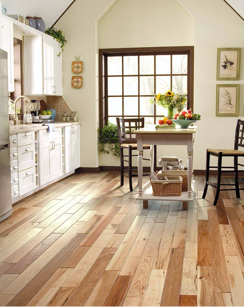 Vinyl vsLaminate Flooring – Forbes Advisor