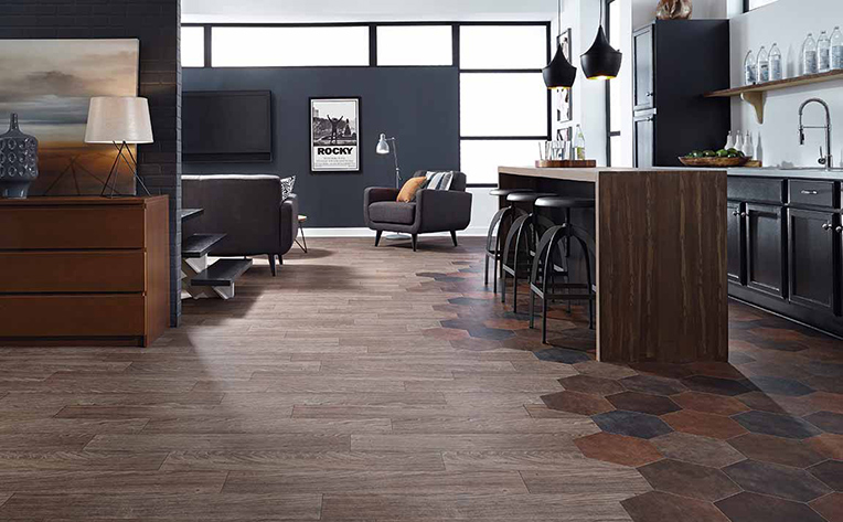 Kitchen Flooring Trends For 2020, Ceramic Tile Or Laminate Wood Flooring In Kitchen